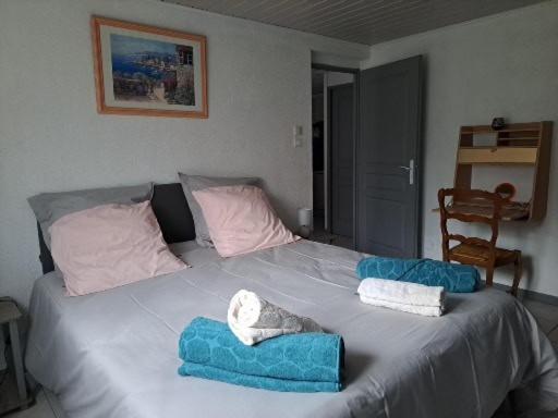 Appartamento Chez Patrick Et Dominique Saint-Pierre-en-Faucigny Esterno foto